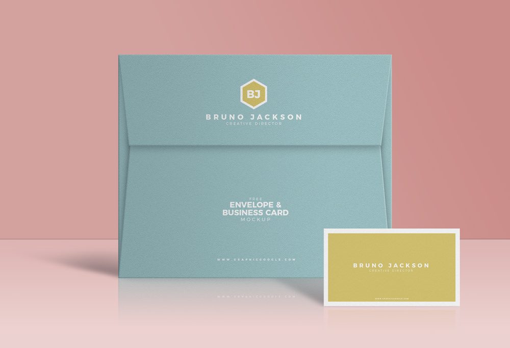 A free envelope with business card mockup