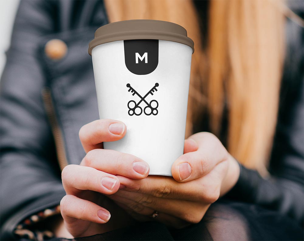 free coffee cup psd mockup 40 Mockups de Caneca e Copo de Papel Grátis