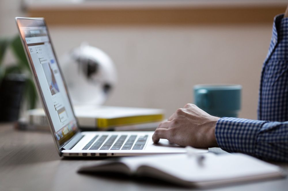 A man reading the web