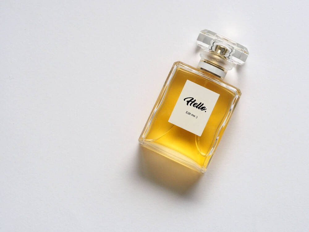 Free perfume bottle mockup template