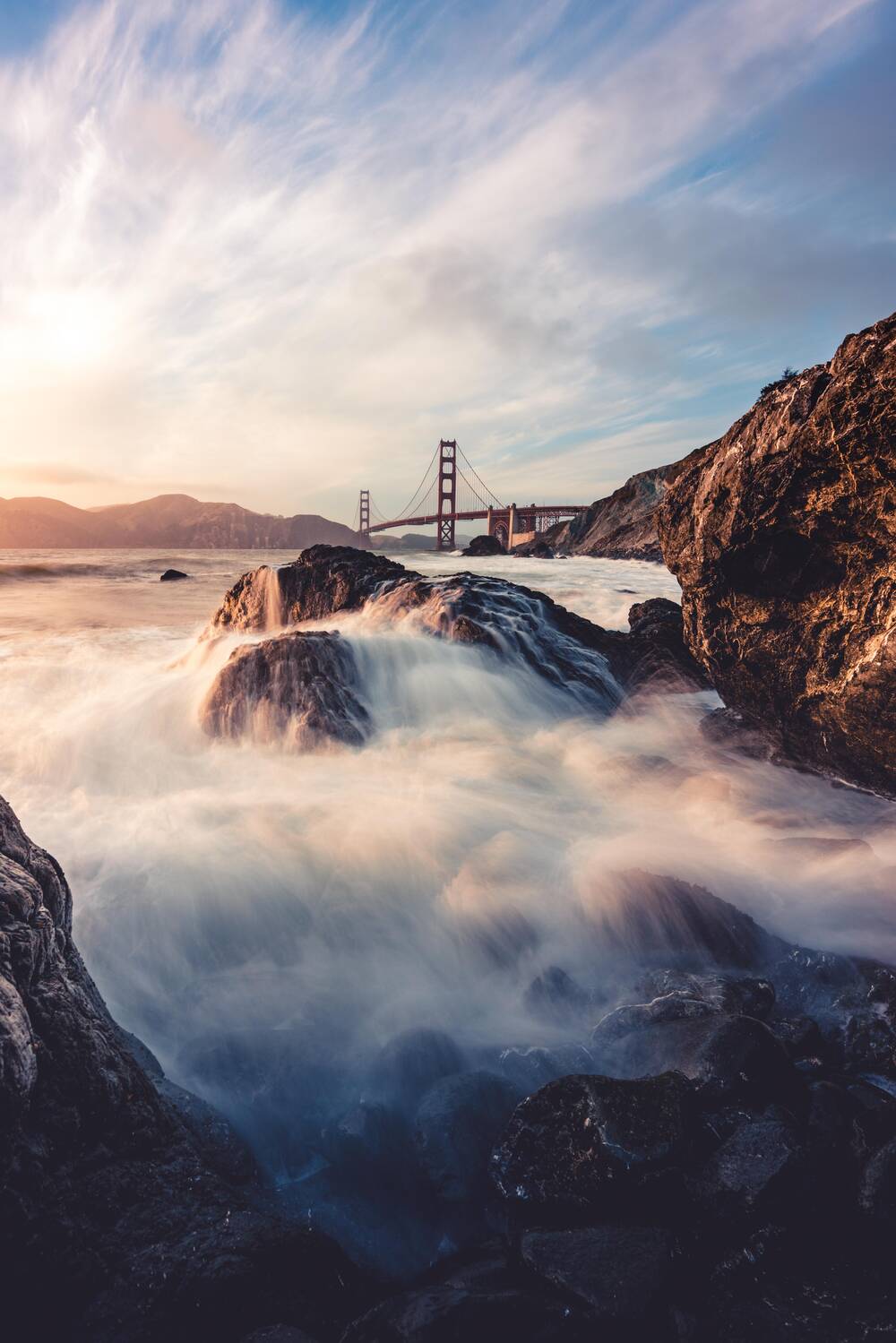 Golden Gate bridge by San Francisco