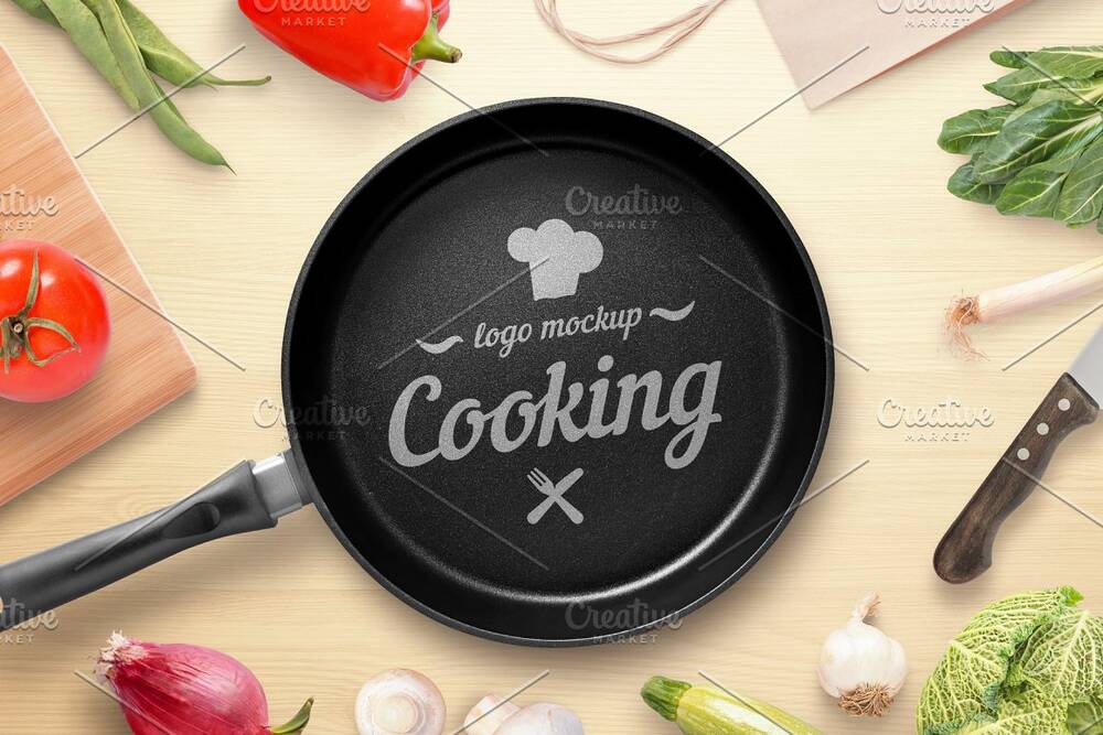 Logo mockup on pan